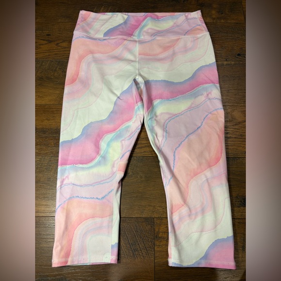 Fabletics Pants - Fabletics power hold Pastel Swirl Leggings - Pink & Multi capri xxl